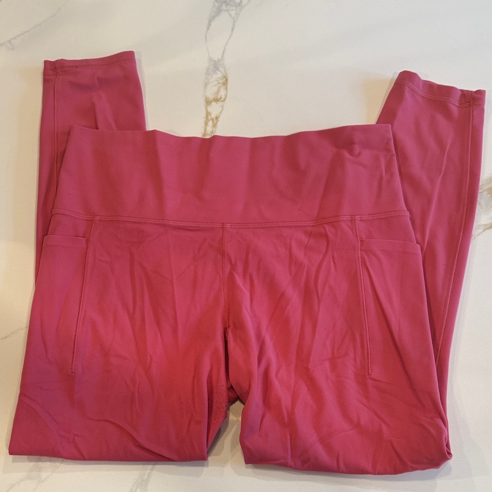 Athleta Salutation Stash Pocket II 7/8 Pink Leggings